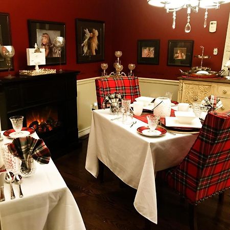 The Tartan House Bed & Breakfast Ajax Exteriér fotografie