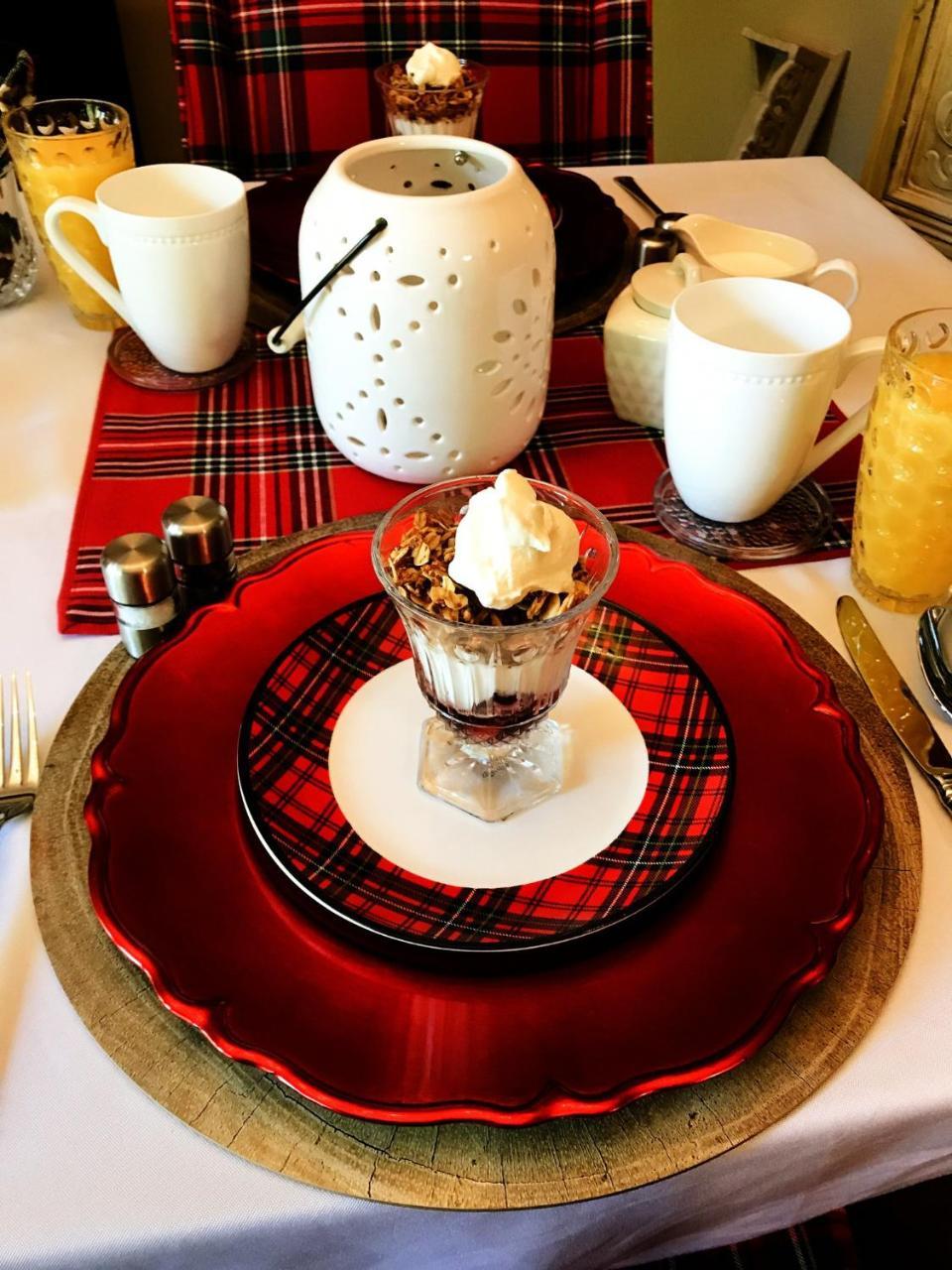 The Tartan House Bed & Breakfast Ajax Exteriér fotografie