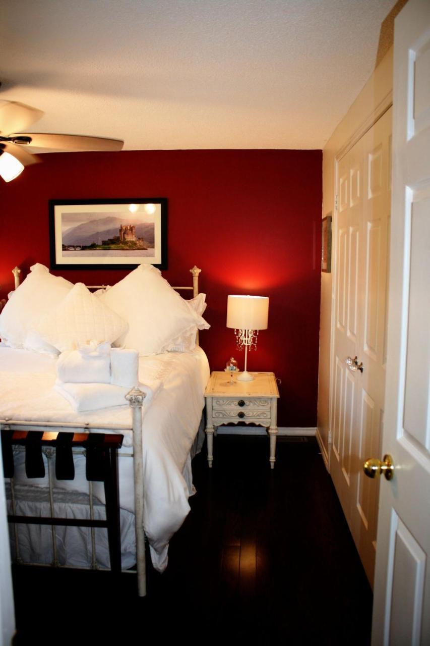 The Tartan House Bed & Breakfast Ajax Exteriér fotografie